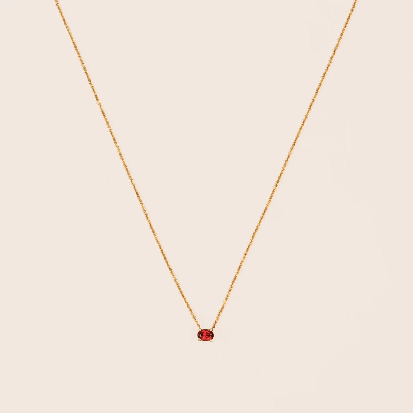 18kt Gold Necklace With Garnet