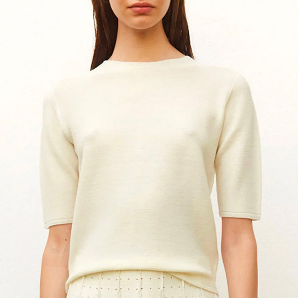 Fine Top With Elbow-Length Sleeves
