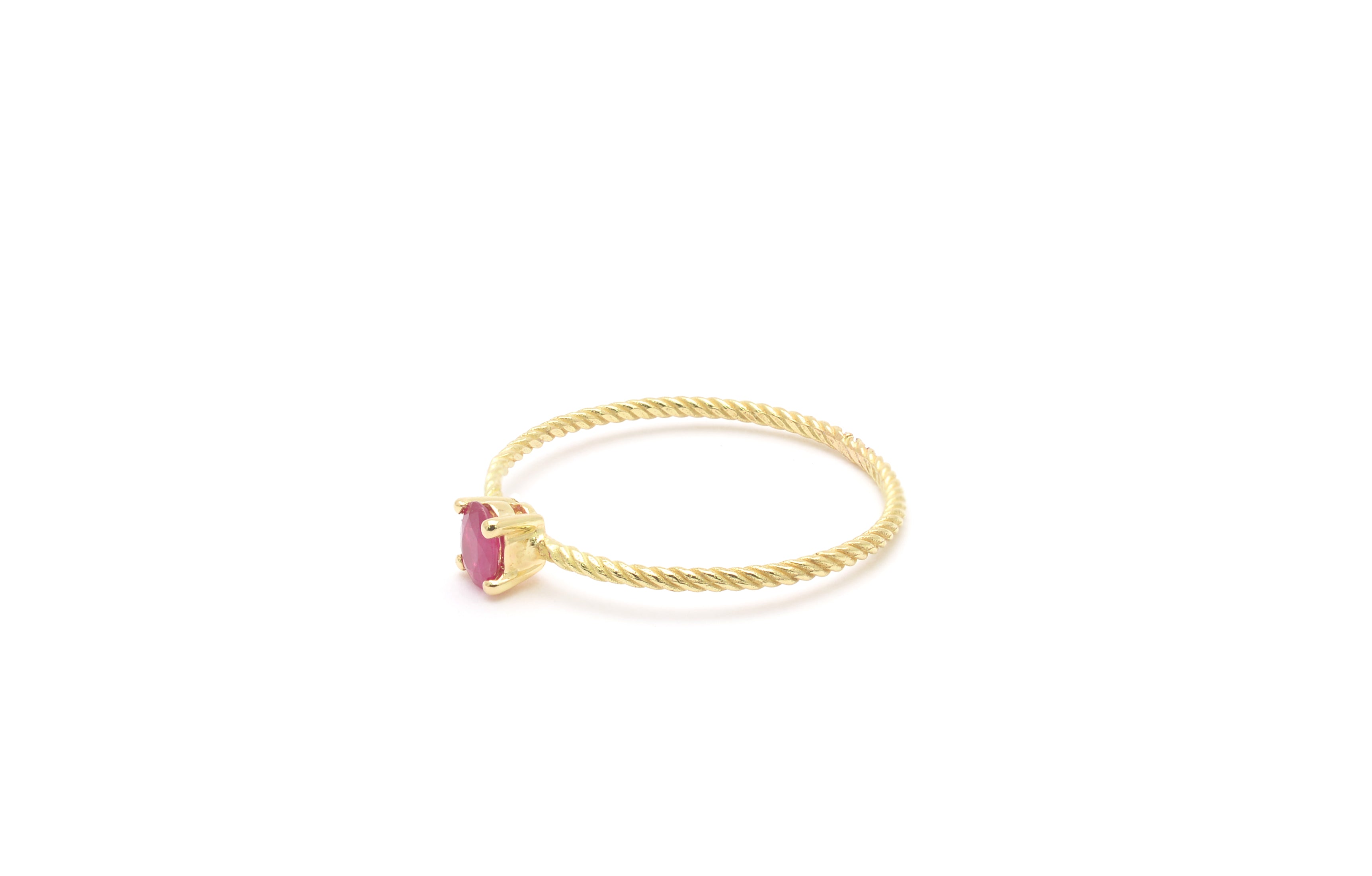 18kt Gold Twisted Ring With Ruby