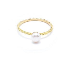 18kt Gold Ring With AAA freshwater Pearl
